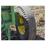 John Deere 500 Gallon Towable Field Sprayer