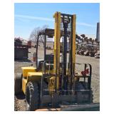 Clark Gas Forklift - Running Condition