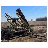 John Deere Model 220 Disk - 9