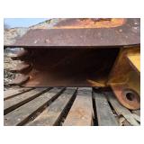 Hensley Excavator Trench Bucket Attachment with Teeth 15 1/2" Wide