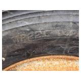 Heavy Duty 11R22.5 14PR Truck Tire with Steel Rim