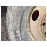 Used Michelin Radial XZA-1 Truck Tire with Rim 11R22.5