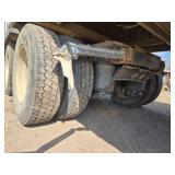 2005 International Eagle Semi Tractor