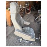 Used Adjustable Air Ride International Truck Seat
