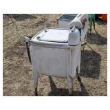 Vintage Electric Wringer Washing Machine