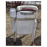 Vintage Electric Wringer Washing Machine