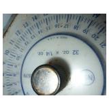 Sysco 2 lb food scale - works good