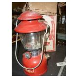 Vintage Coleman lantern single mantle red 200A195