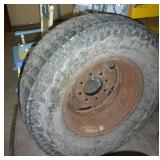tire and rim 245 R16