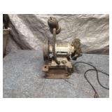 Delta Shopmaster Grinder with Attached Lamp