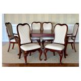 Gorgeous Thomasville Dining Room Table