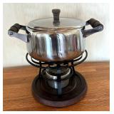 Fondue Pot with Six Forks