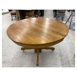 Round Oak Dining Table
