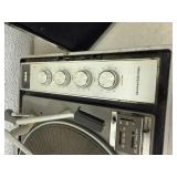 RCA Turntable & Speakers