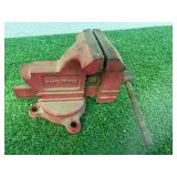 Pry Bars & Bench Vise