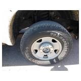 2006 Ford F350  XL 4WD Super Duty Utility Truck with Western Plow