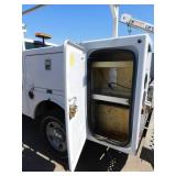 2006 Ford F350  XL 4WD Super Duty Utility Truck with Western Plow