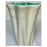 Red Wing Pottery Vase #887 Egg Shell White Exterior and Green Interior