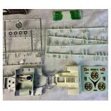 1966 IMC Chaparral 2E Racing 1/25 Scale Plastic Model Kit