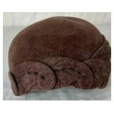 Two Vintage Pillbox Hats - Andrea and Aurore 9