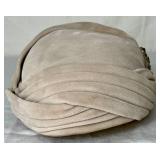 Two Vintage Pillbox Hats - Andrea and Aurore 9