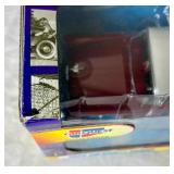 1955 Chevrolet Nomad First Gear 1:25 Scale Die Cast Car and Road Signature Chevrolet Nomad 1:43 Scale Die Cast Car