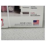 12.9 QT Storage Containers