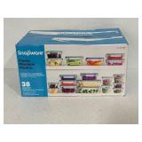 Plastic Snapware Set