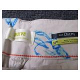 4 each Ladies 18W Wide Crop Pants...