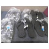 6 pr Room Essentials Shower Shoes S...