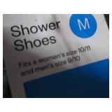 6 pr Room Essentials Shower Shoes S...