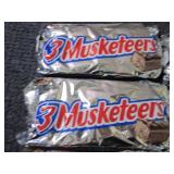 6- 5 ct 3 Musketeers Fun Size...