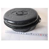 Enamel Covered Roaster with Lid - USA Made