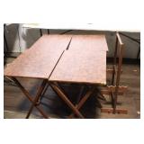 Set of 4 Folding TV Tray Tables with Woodgrain Pattern