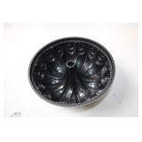 Large Nonstick Fluted Bundt Cake Pan