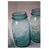 Set of 10 Vintage Ball Mason Jars with Lid Lifter