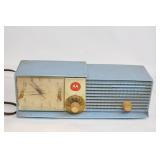 Vintage Motorola Volumatic Model 57CD Clock Radio