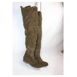 Pair of Olive Suede Over-the-Knee Lace-Up Boots - Size 7.5