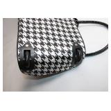 Black and White Houndstooth Rolling Travel Bag with Telescopic Handle