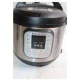 Used Instant Pot Duo 7-in-1 Electric Pressure Cooker