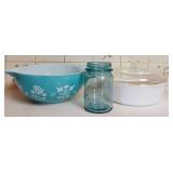 443 2 1/2 quart Needlepoint Cinderella Pyrex