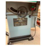 Delta 10" Tilting Arbor Table Saw with Biesemeyer Fence