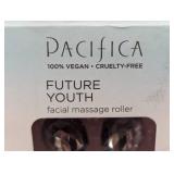 Future Youth Gravity Rebound Facial Massage Roller