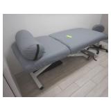 "Earthlite" Electrical Adjustable Massage Table