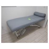 "Earthlite" Electrical Adjustable Massage Table
