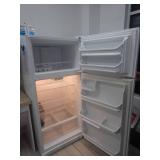 Kenmore White Fridge/ Freezer