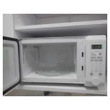 Microwave Criterion white