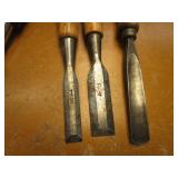 Wood chisels with Buck, includes st...