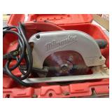 Milwaukee 7-1/4 Tilt Lok circular s...