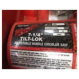 Milwaukee 7-1/4 Tilt Lok circular s...